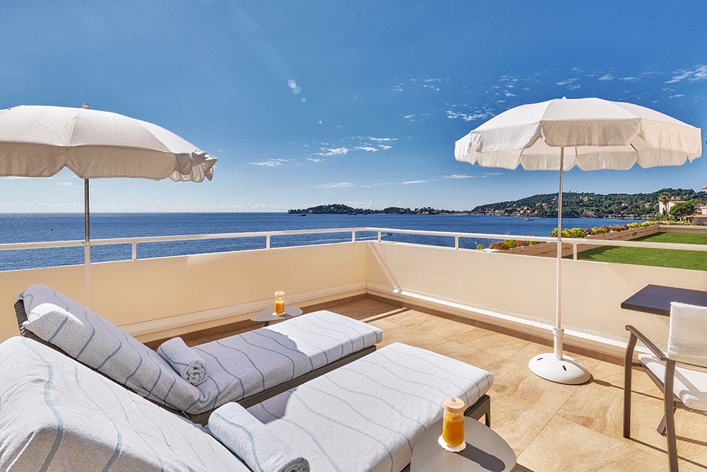 Piscine et Transats Villa Mistinguette.