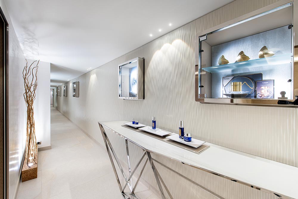 Hall d'entrée du SPA La Prairie.