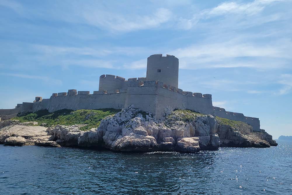 Frioul - Le château d’If sur la route vers les îles du Frioul.
