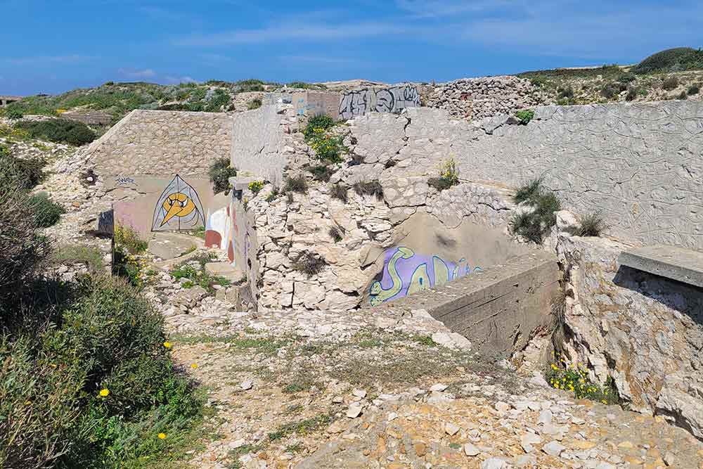 Un bunker difficile à distinguer de loin.