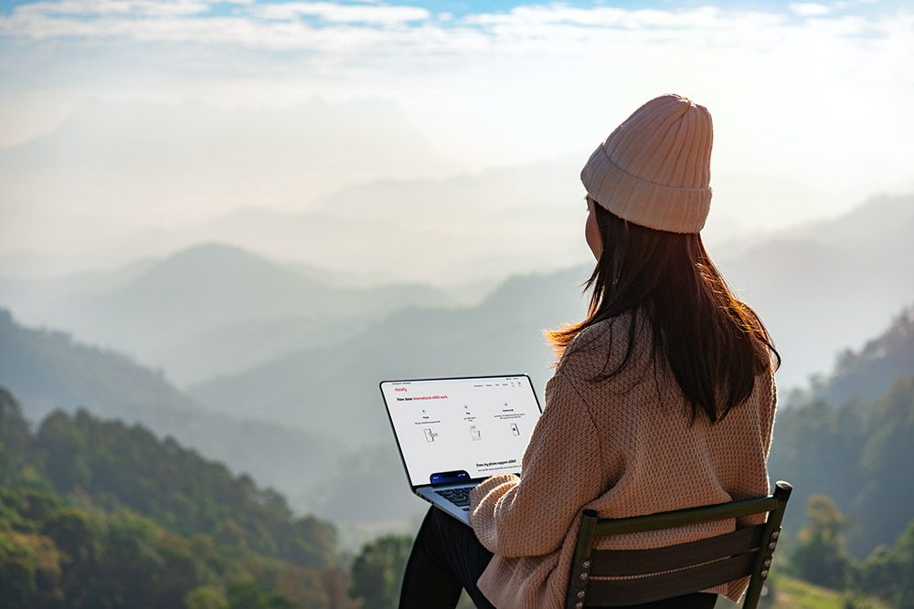 Holafly - une solution facile à mettre en oeuvre.