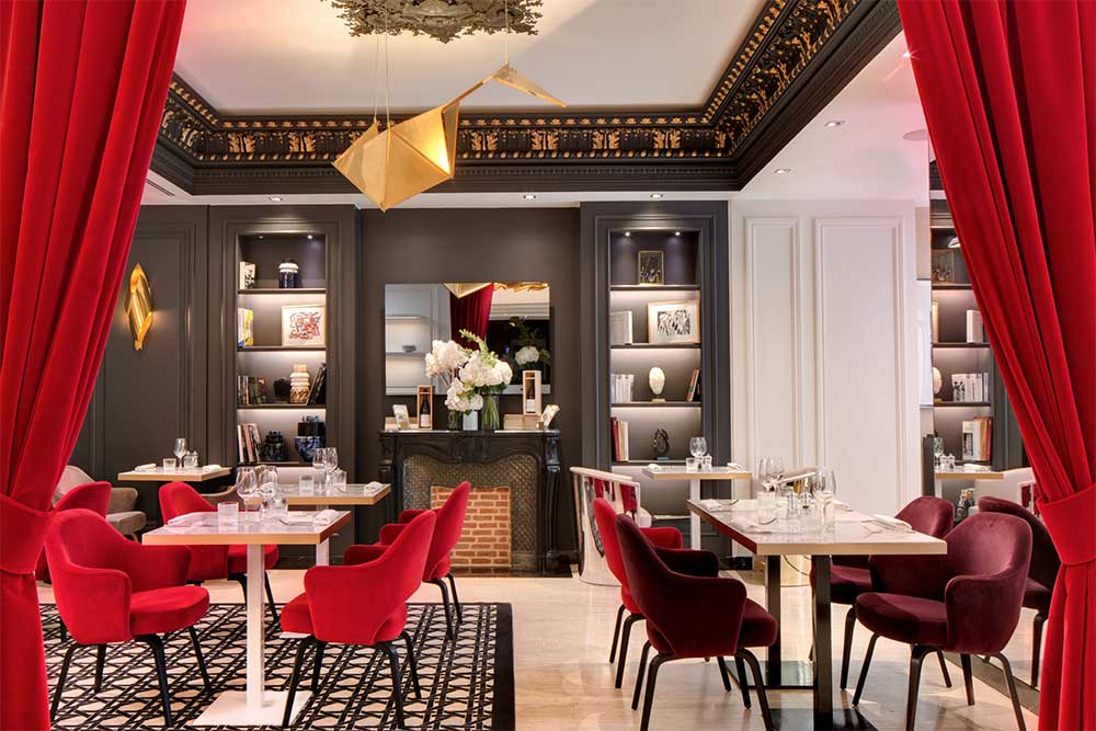 Une des salles à manger de l'hôtel Bowmann.