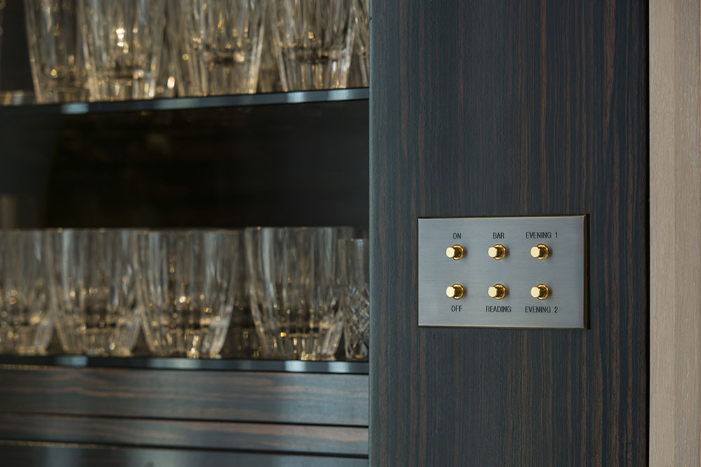 Un interrupteur ingénieux et très beau.