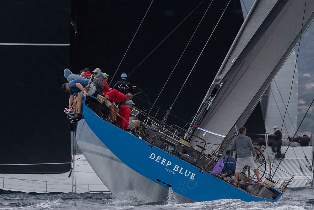 Voiles de Saint-Tropez 2025 - Les skippers sont sur le pont.