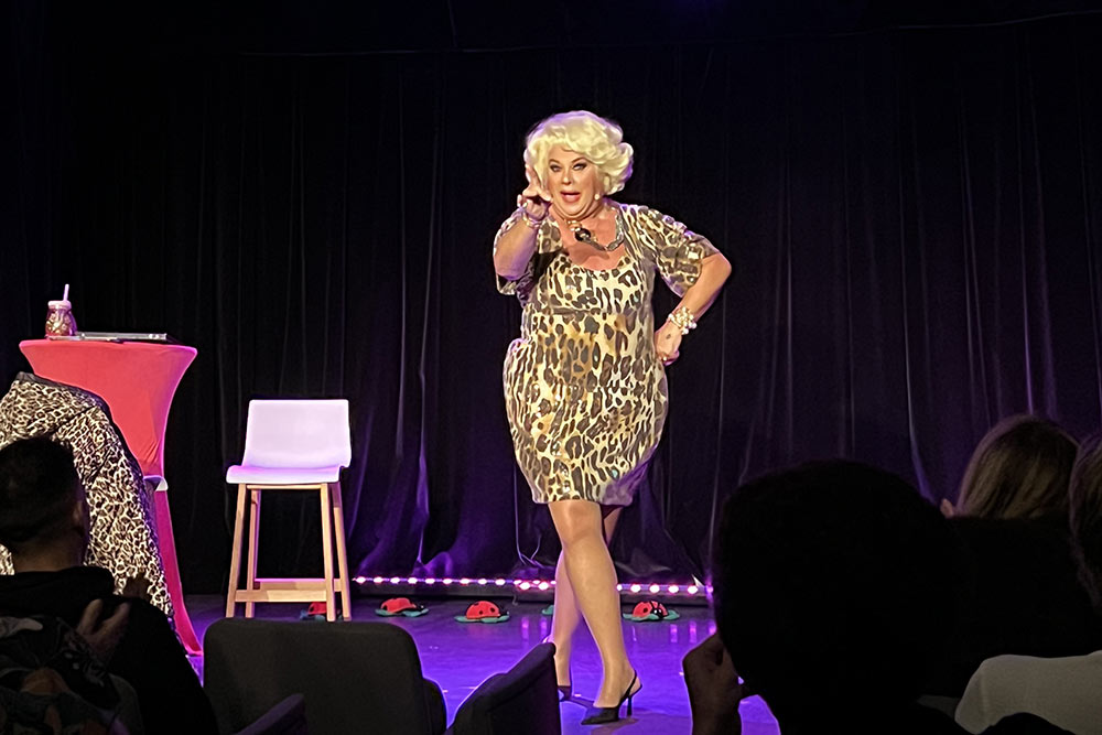 Un spectacle "feel-good", tendre et amusant, qui traite sans ambages du quotidien.