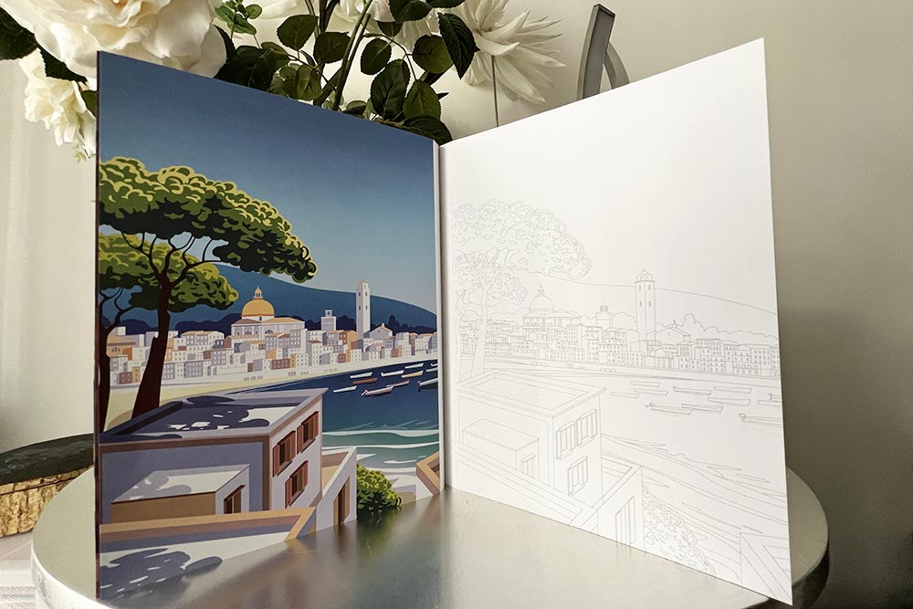 Coloriage - Un superbe livre de coloriage.