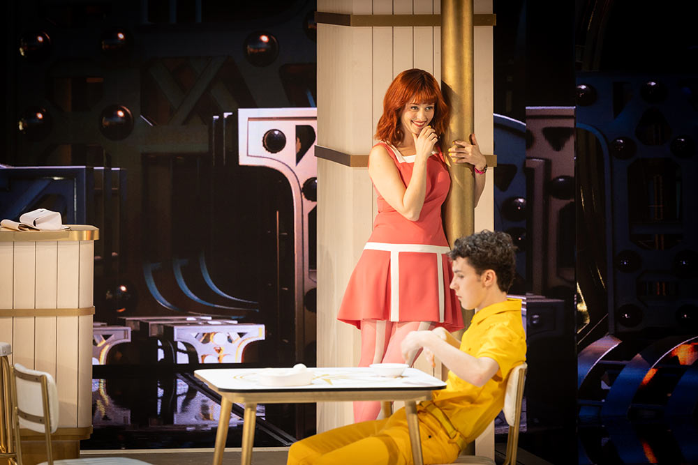 Boubou, le petit frère des jumelles.