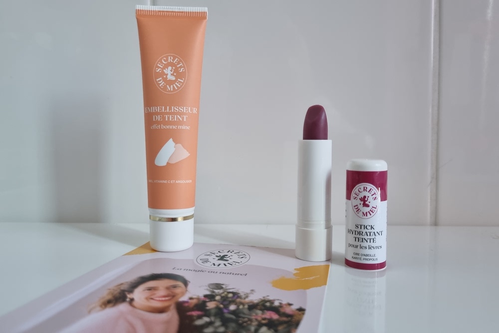 Secrets de Miel : la magie de la ruche pour un teint et des lèvres sublimés
