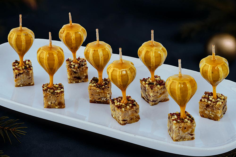 8 MongolfièresAux noix de cajou, cèpes, nappage mangue passion.