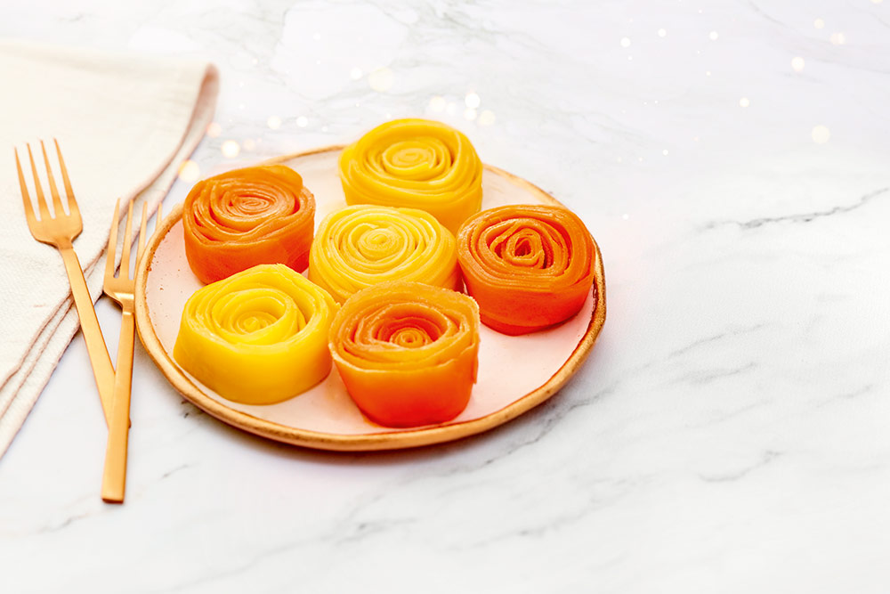 Noël en Grand - avec les Fleurs de carottes orange et jaune.