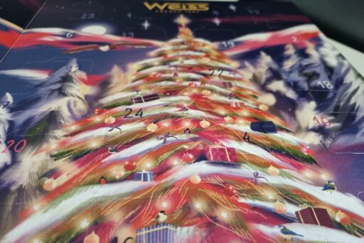 Weiss et l’arbre enchanté : une collection de Noël à croquer