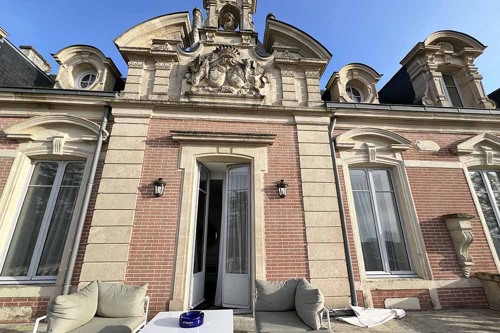 L'Alexandra Palace - La grande terrasse privative de la suite.