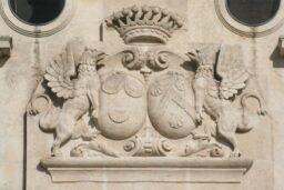 Le Blason des Familles Tusseau et Viault du Breuillac©Alexandra Palace.