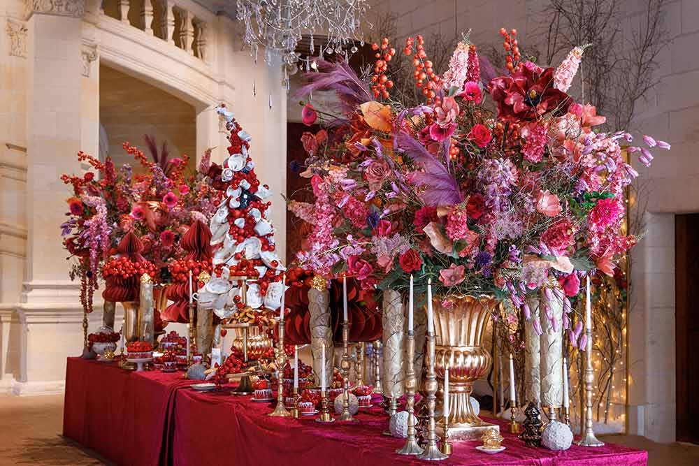 Des couleurs magnifiques pour ce décors qui invite à festoyer. 