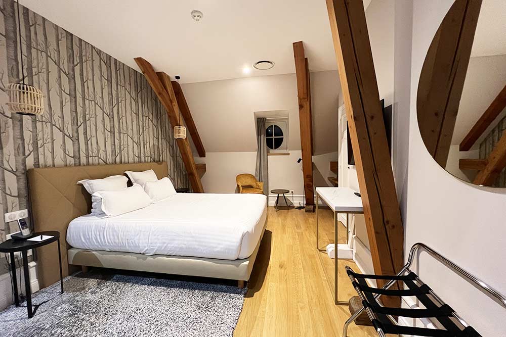 Une des chambres du second étage.