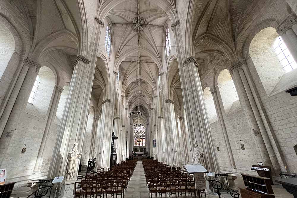L'église de Mazières-en-Gâtine.