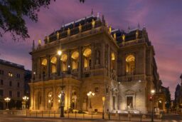 Nouvel An - OPERAHAZ BUDAPEST Lang Nandor.