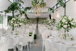 L'Orangerie parée pour un mariage.