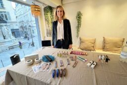 Deborah Milano - Présentation de la nouvelle gamme.