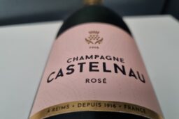 Le Champagne Castelnau Rosé s’invite pour la Saint-Valentin