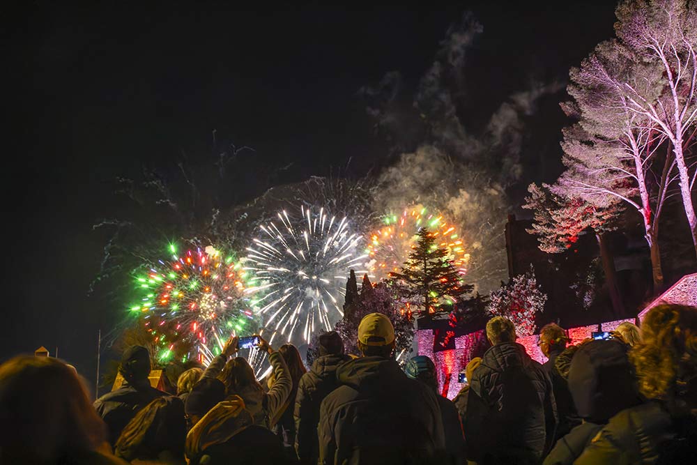 -Un feu d’artifice spectaculaire.