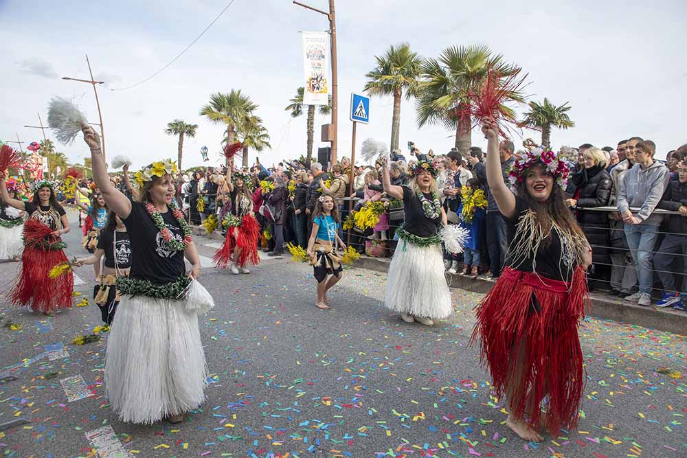 Les danseuses tahitiennes