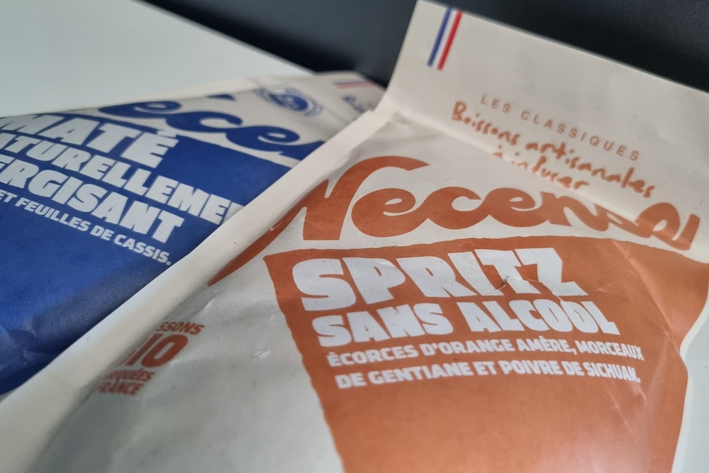 Necense réinvente les softs avec des boissons artisanales à infuser, naturelles et sans bouteille.