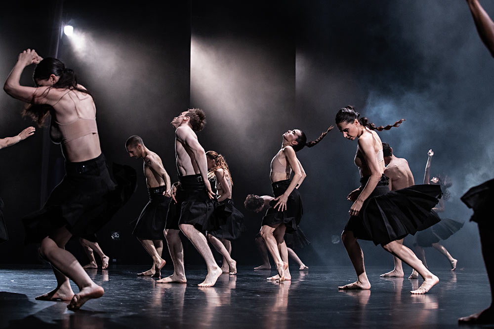 Une chorégraphie sportive.