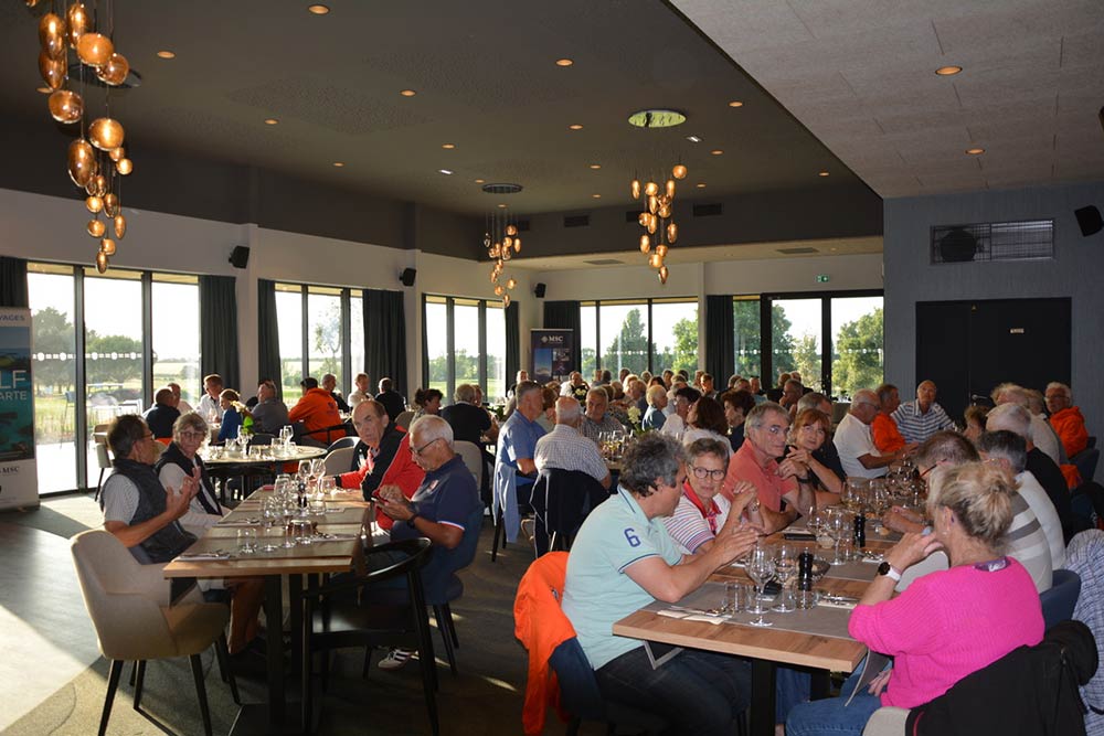 Des repas conviviaux.