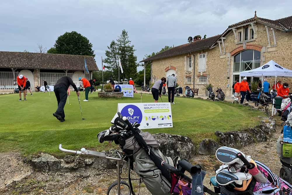 Golfy week - Des golfeurs heureux.