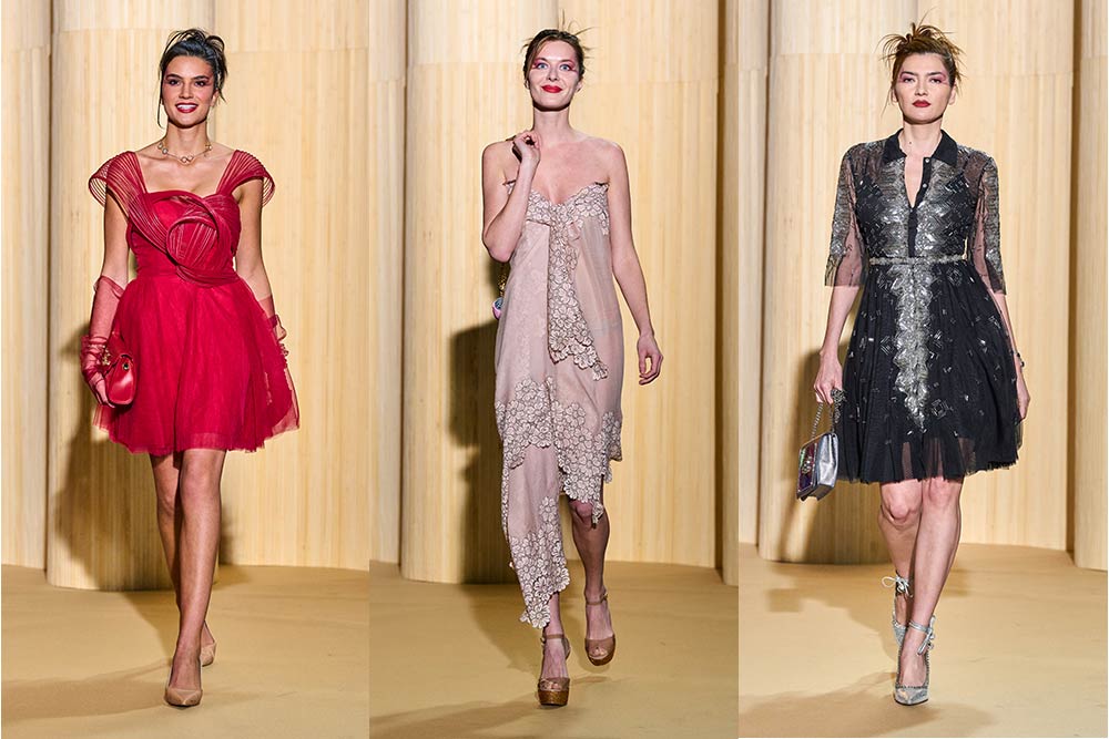 Christophe Guillarmé - Mini robe en tulle rouge bordeaux au buste en volutes. Etole en cachemire appliquée de dentelle Christophe Guillarmé X Caron Paris. Robe chemise courte en tulle noir rebrodé de baguettes argentées.