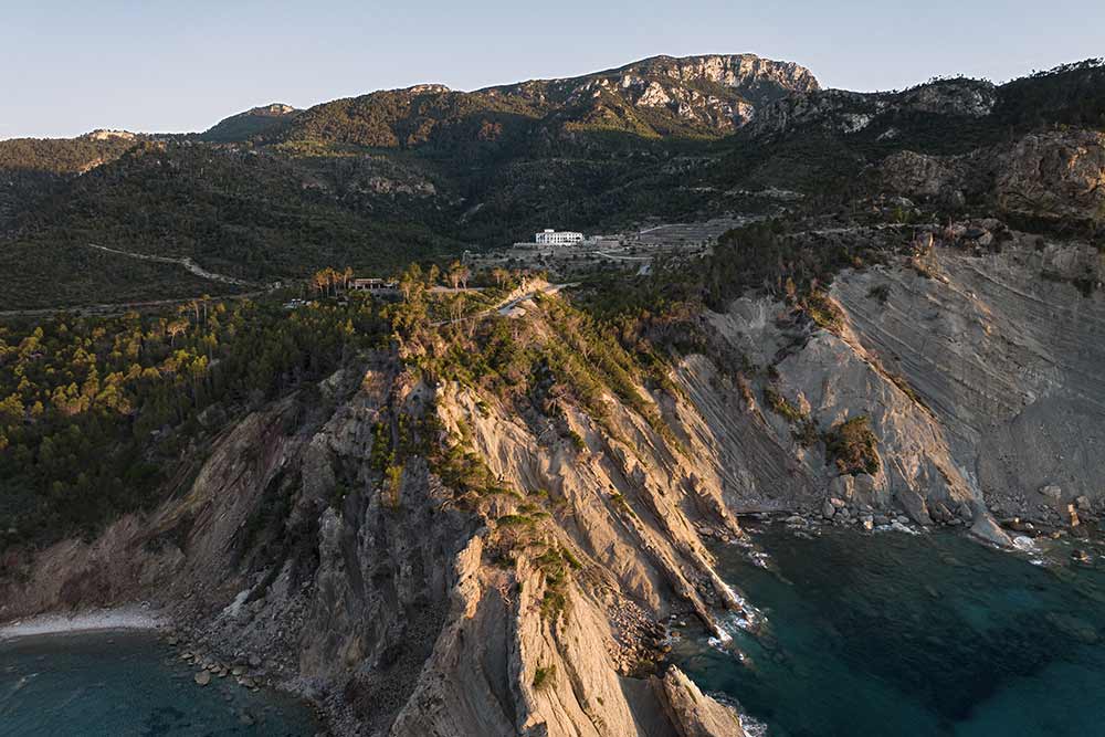 Son Bunyola - Une mer vert émeraude.