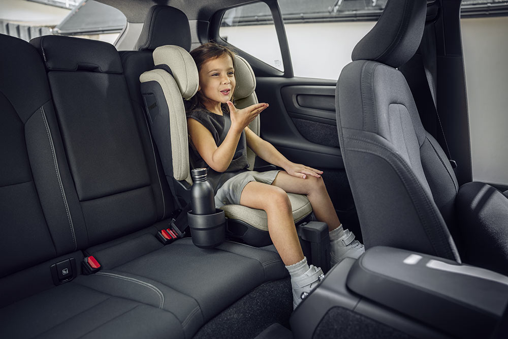 Thule Palm - respecte les normes i-Size