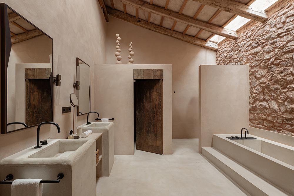 Binidufà - Salle de bain de la suite.