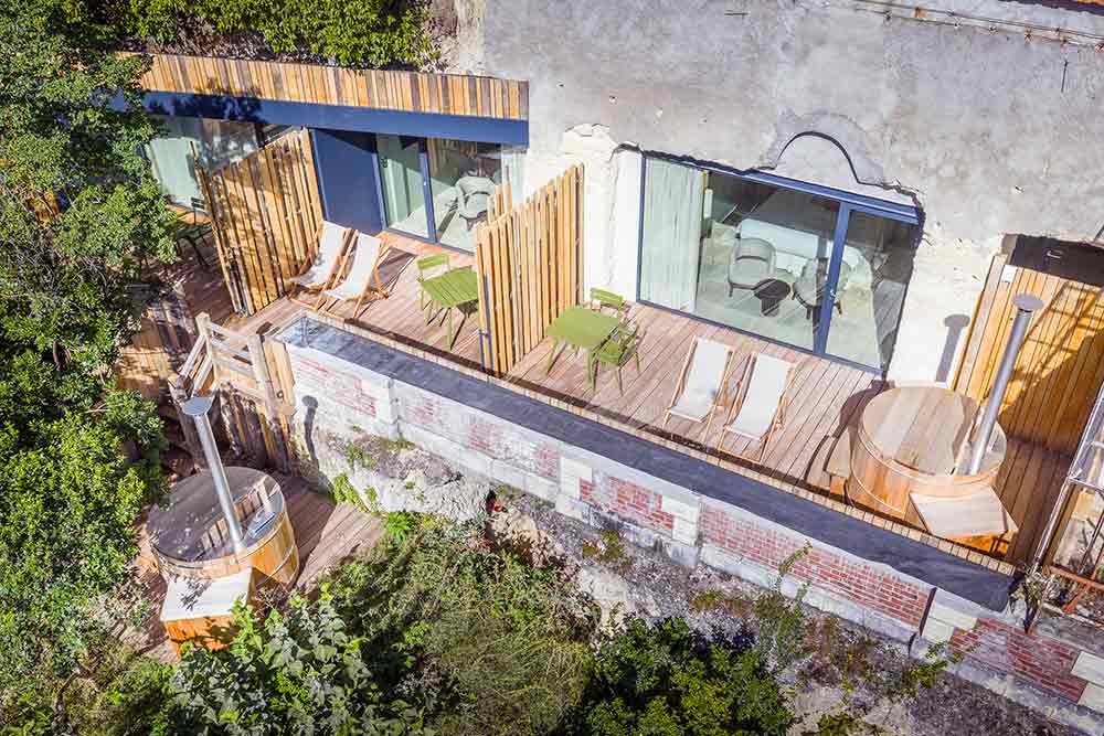 Les terrasses des suites sont bien exposées.