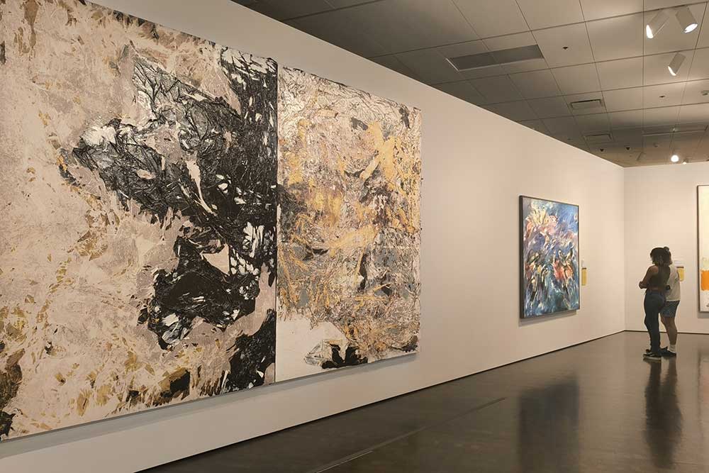 Le musée riche d’art contemporain.