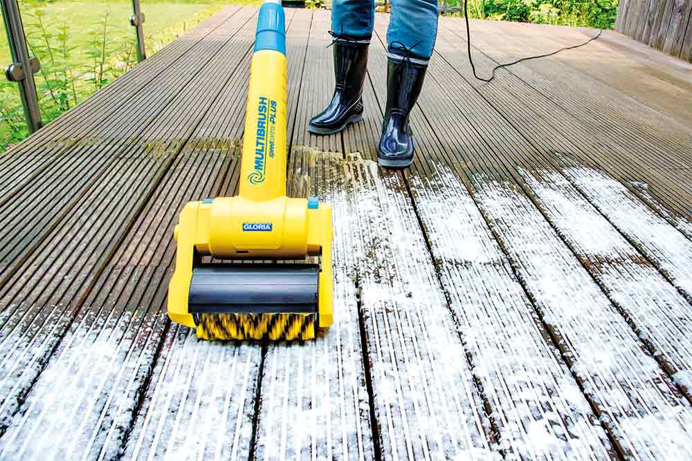 Une fois la mousse répondu, il suffit de brosser avec le MultiBrush.