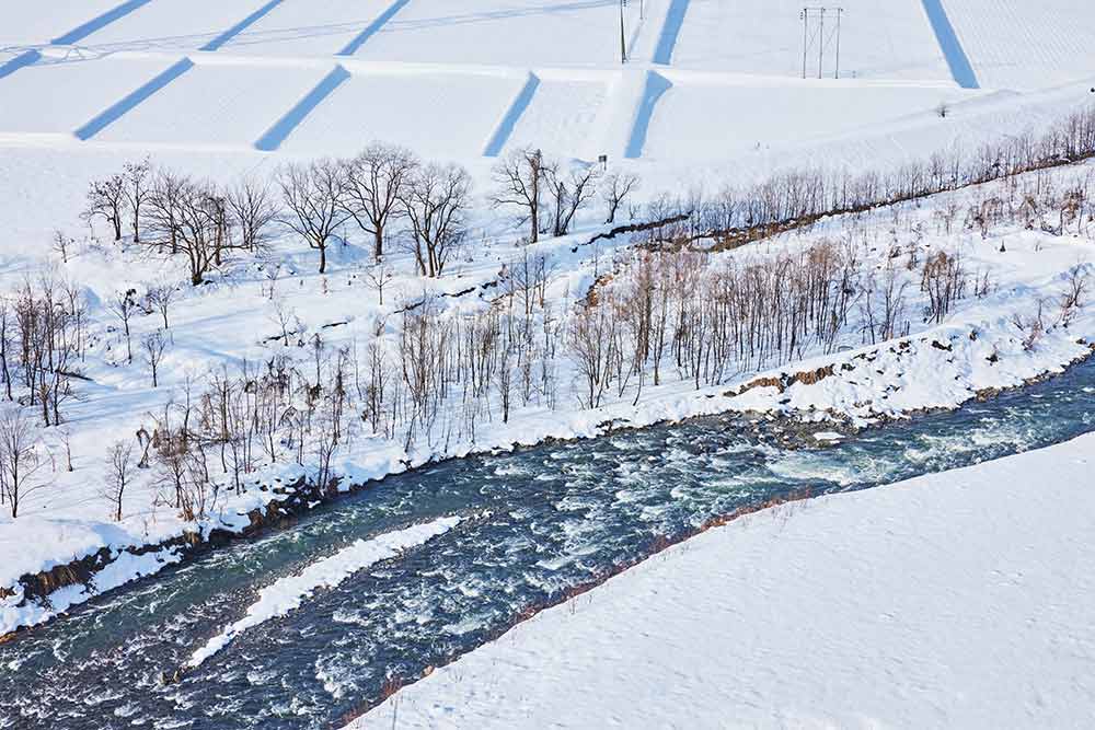 Japon - Un paysage enneigé de toute beauté.
