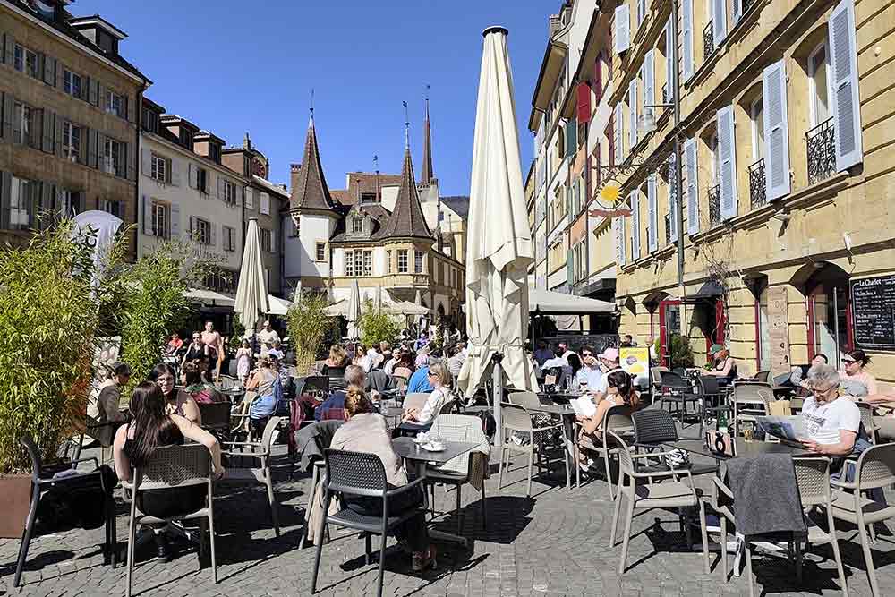 Des terrasses bondée