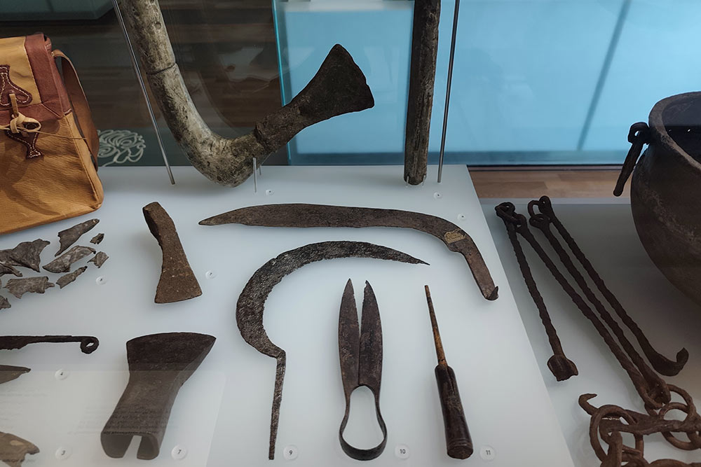 Le Jura Suisse - Plus de 500 000 objets.