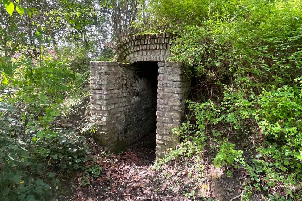 Glacière qui servait jadis à conserver les aliments au frais