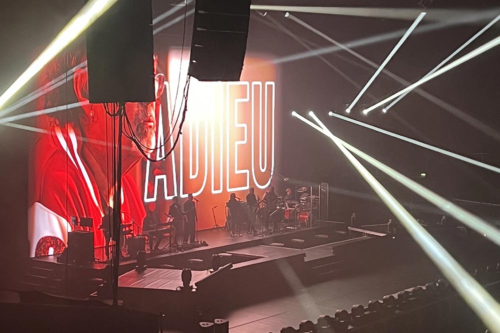 Stars 80 Forever - Un adieu emprunt de nostalgie.