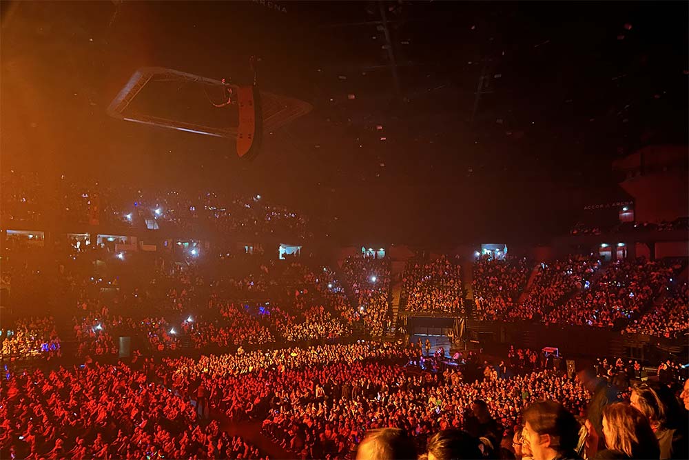 Stars 80 Forever - Une salle bondée.