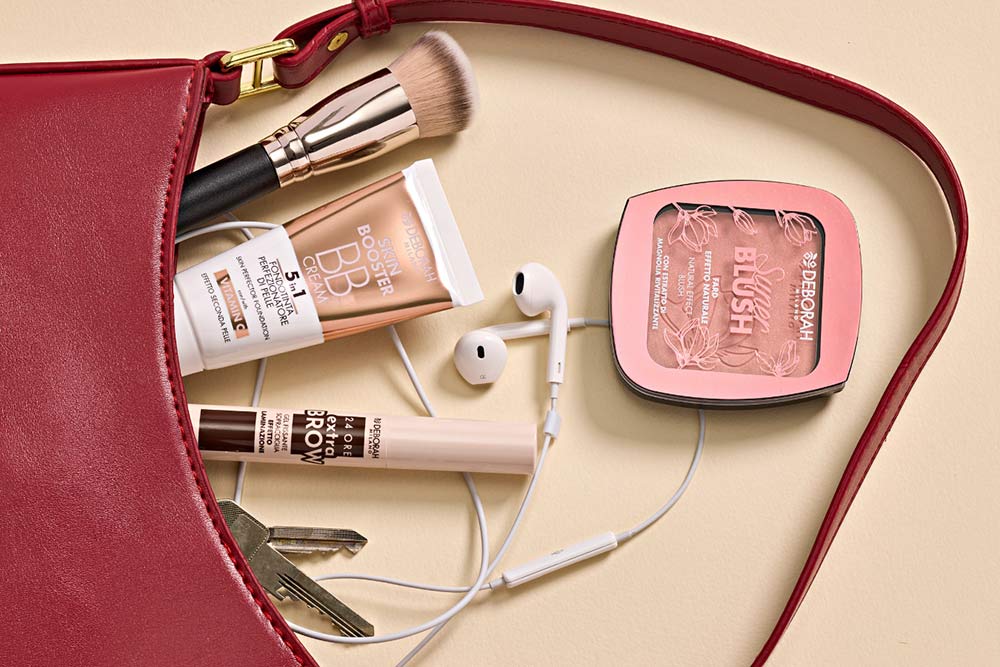 Trousse de maquillage.