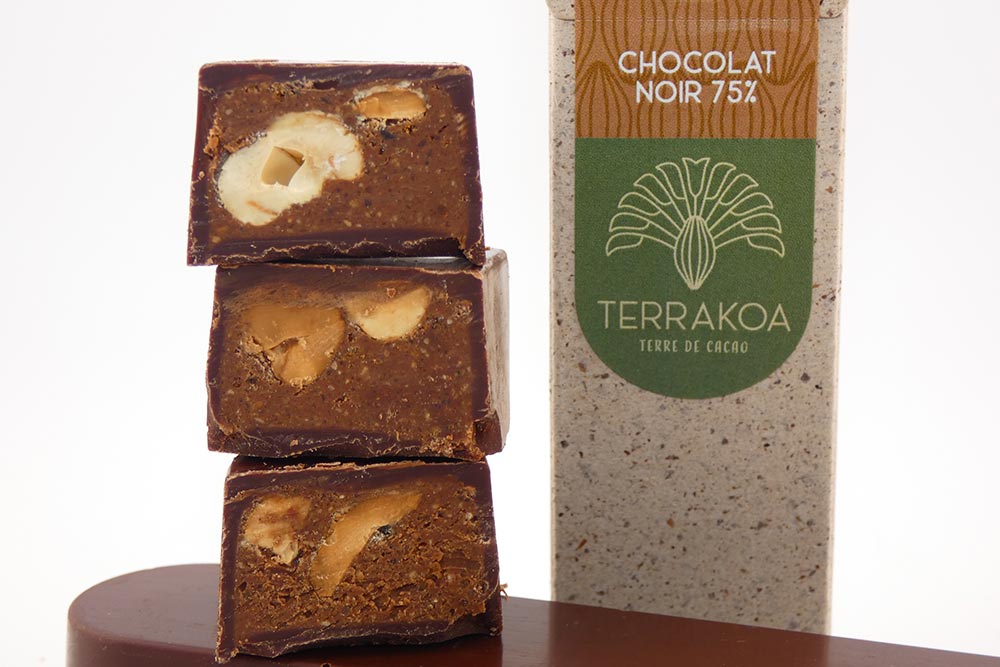 Chocolat et Noix de Cajou.