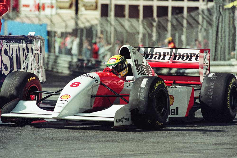 Grimaldi Forum Monaco - McLaren MP4/8 La McLaren MP4/8 d’Ayrton Senna lors du Grand Prix de Monaco en 1993. 