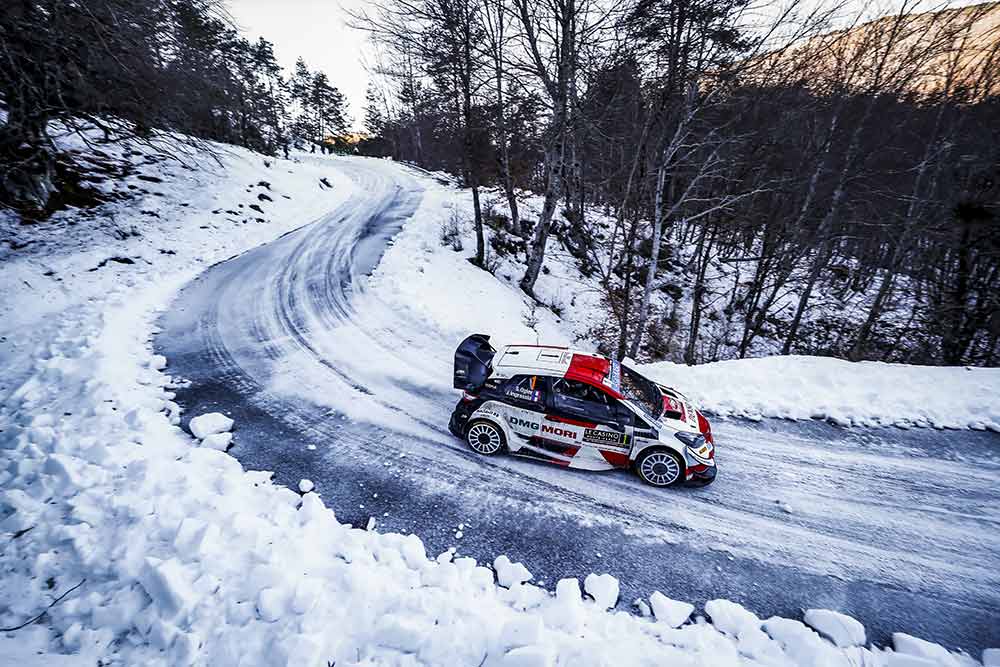 Toyota Yaris WRC Sébastien Ogier et Julien Ingrassia à bord de la Toyota Yaris WRC lors du Rallye Monte Carlo 2021.