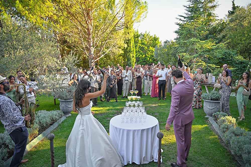 La Gen Z - Le champagne pour les invités;