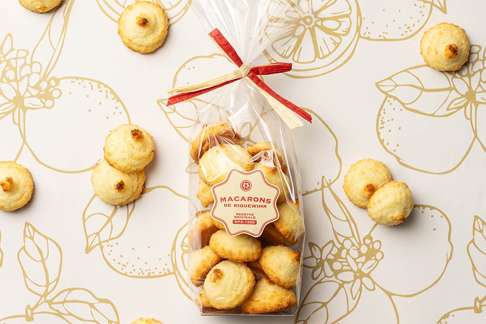 Un sachet de macarons.