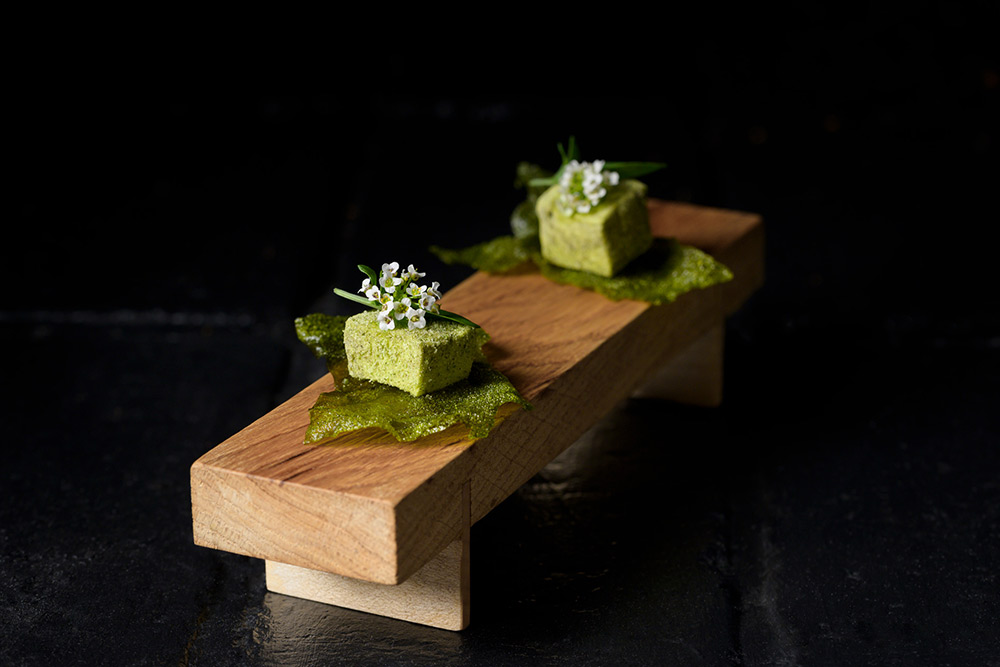 Manoir de la Régate - Deux mignardises bien présentées.